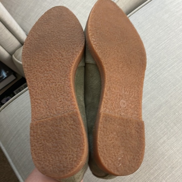 Nine West Quinko Suede Slip-On Loafers/Flats, Size 7M - Picture 12 of 12